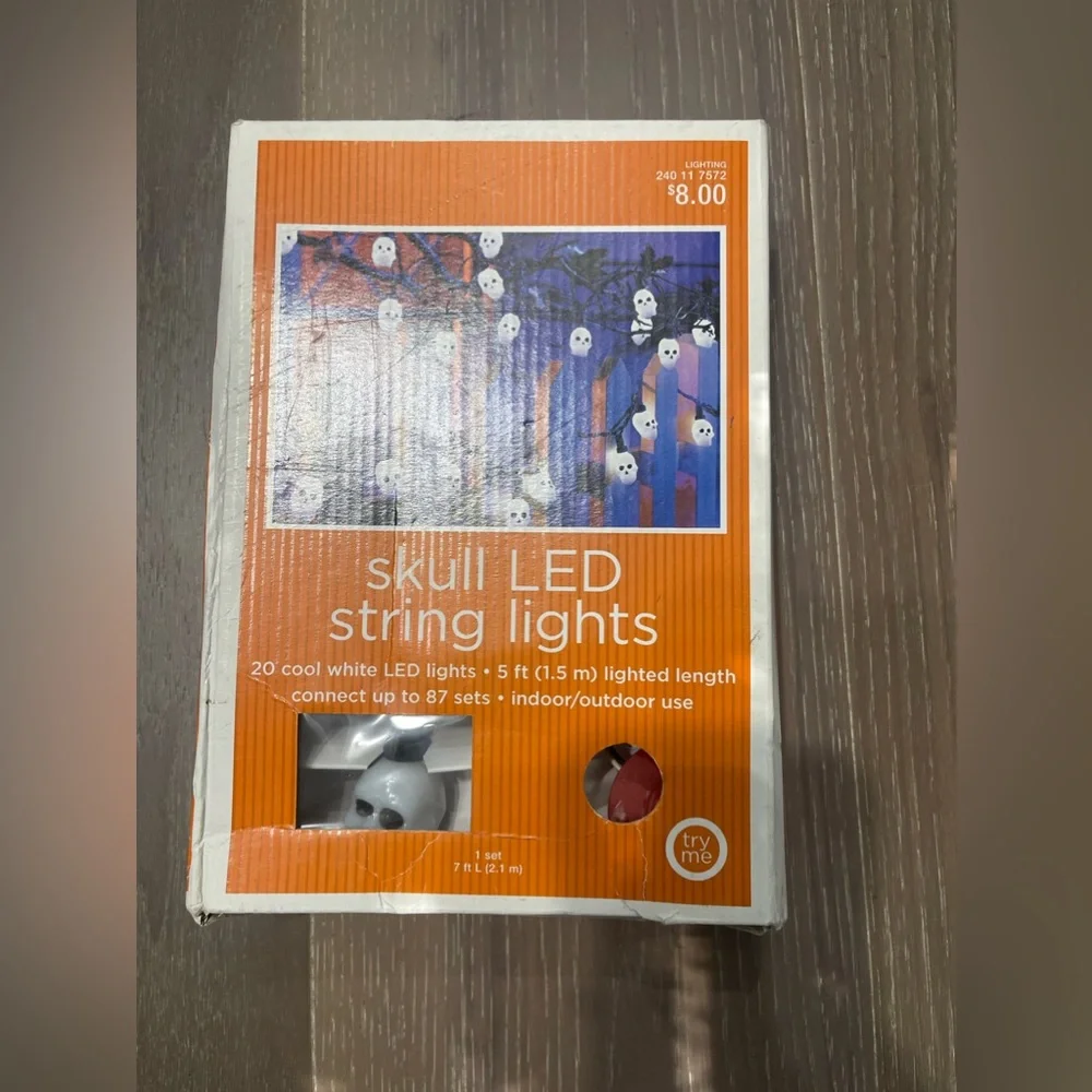 Target Skull Led string lights. 20 ct cool white LED